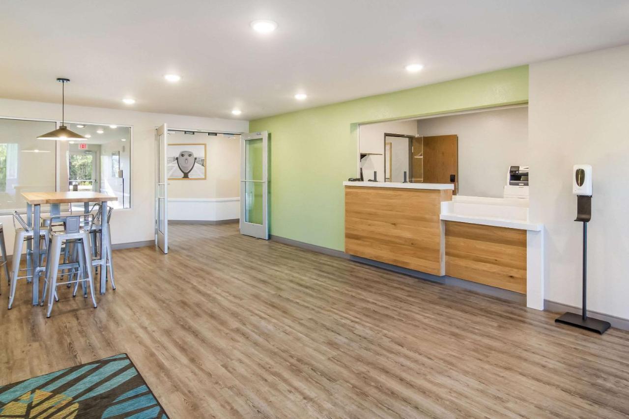 Woodspring Suites Jacksonville Baymeadows Exterior photo
